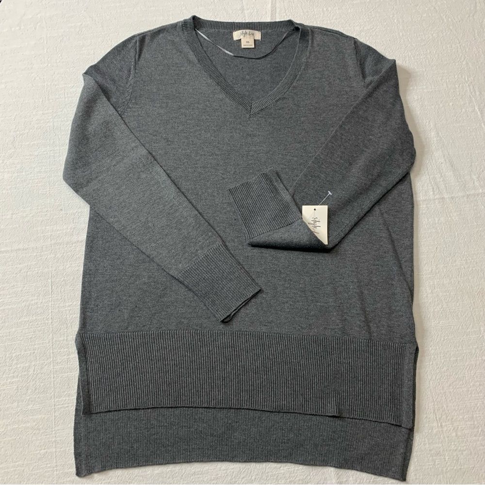 Style & Co. V-neck Side Slit Hi-Lo Sweater Gray in Extra Small